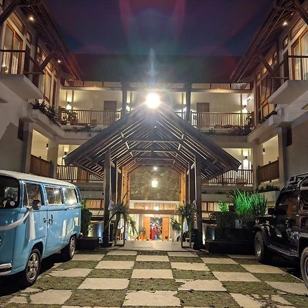 Villa Damar Boutique Hotel Bandung Exterior foto