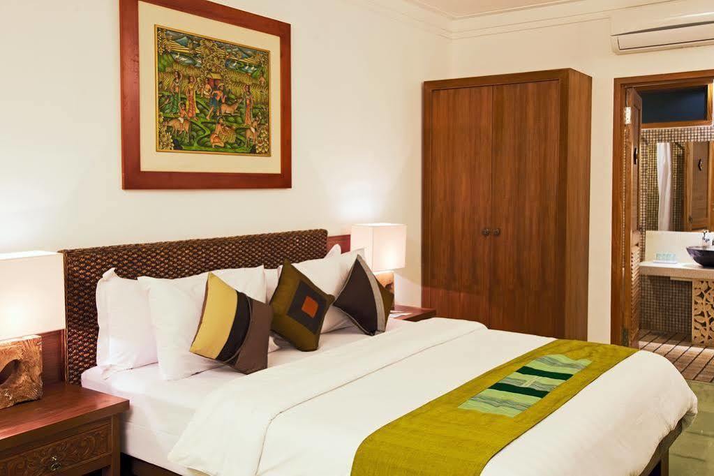 Villa Damar Boutique Hotel Bandung Exterior foto