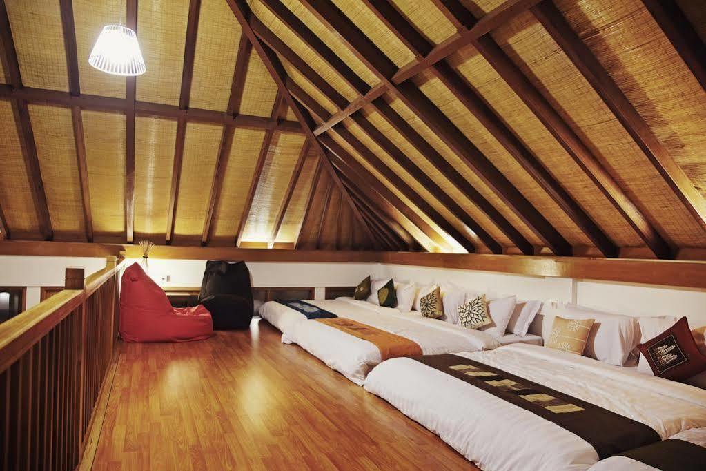 Villa Damar Boutique Hotel Bandung Exterior foto